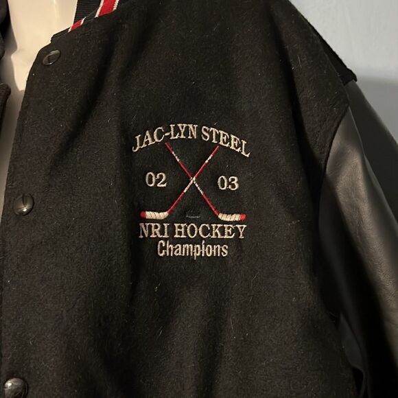 Rennoc Classic Coat - Picture 3 of 8